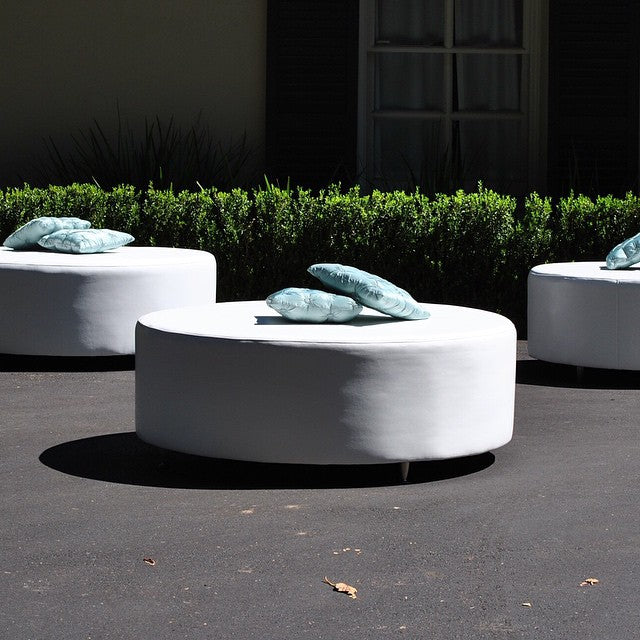 SET 18 People / 3 Round BED