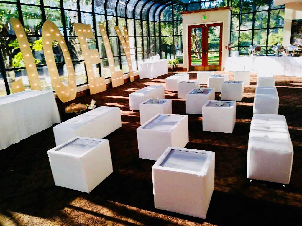 SET 18 PEOPLE / 17 pcs