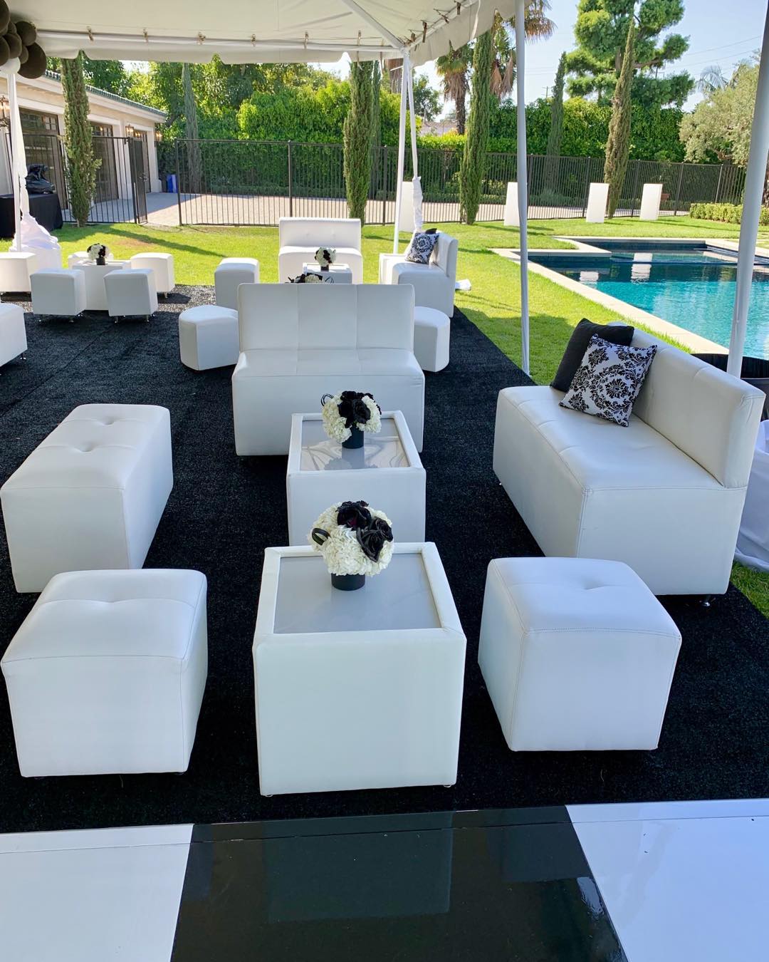 SET 4 PEOPLE / 3 PCS