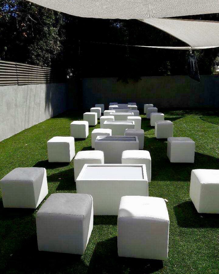 SET 26 PEOPLE / 32 pcs