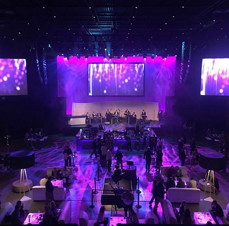 PEARL CROCODILE SOFA 6'