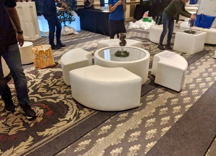 Led BIG Round Table D34"x34"xH17" - (Changing Colors)