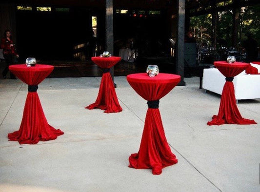 ONLY RED Tablecloth 132" and BLACK tie