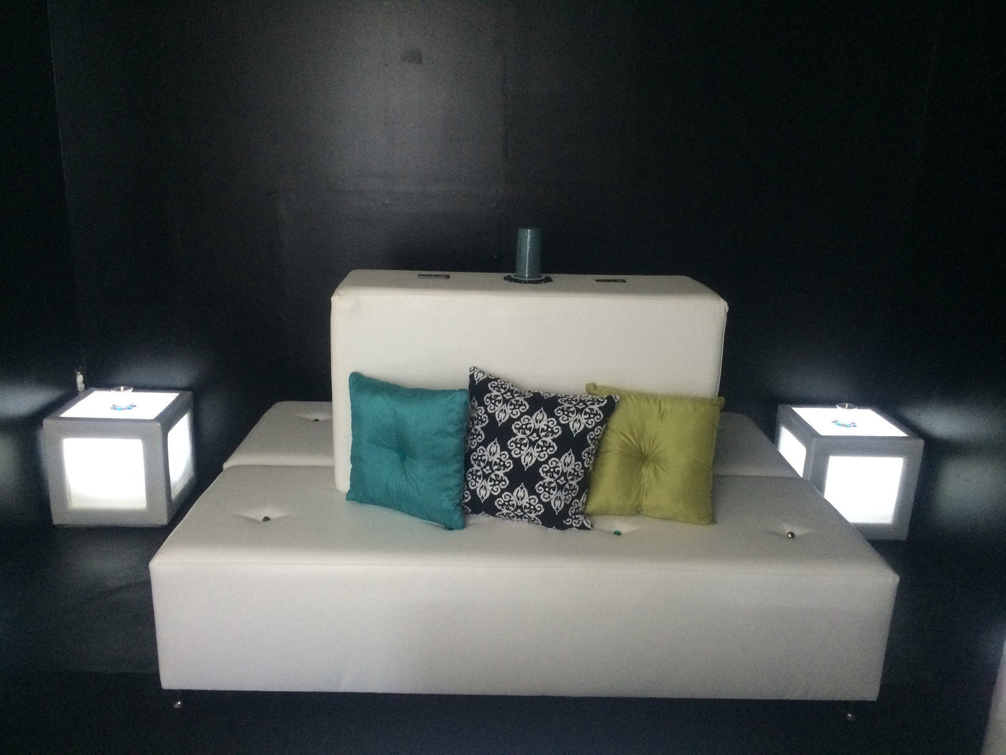 LED Lighted Tufted Cube (Changing Colors)