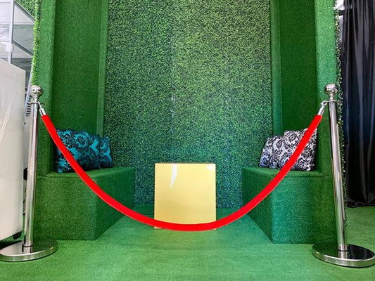 Hedge Bench / Wall / BOOTH