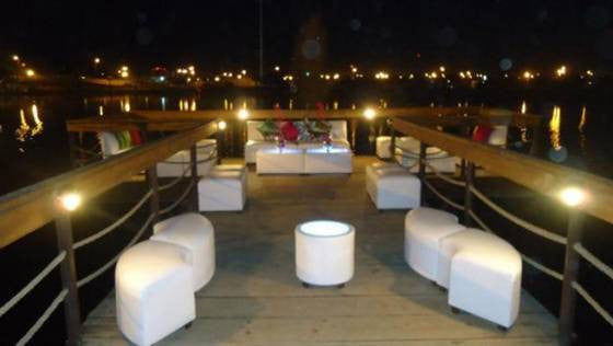LED Lighted ROUND TABLE - coffee table / end table   (Changing Colors)