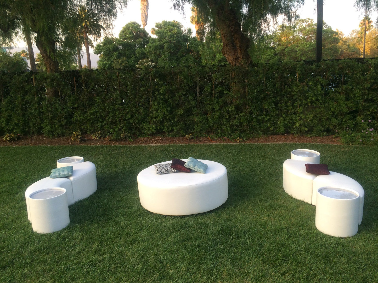 DAY BED  4’x4’x18” / Round BED / Round Bench  / Round Ottoman