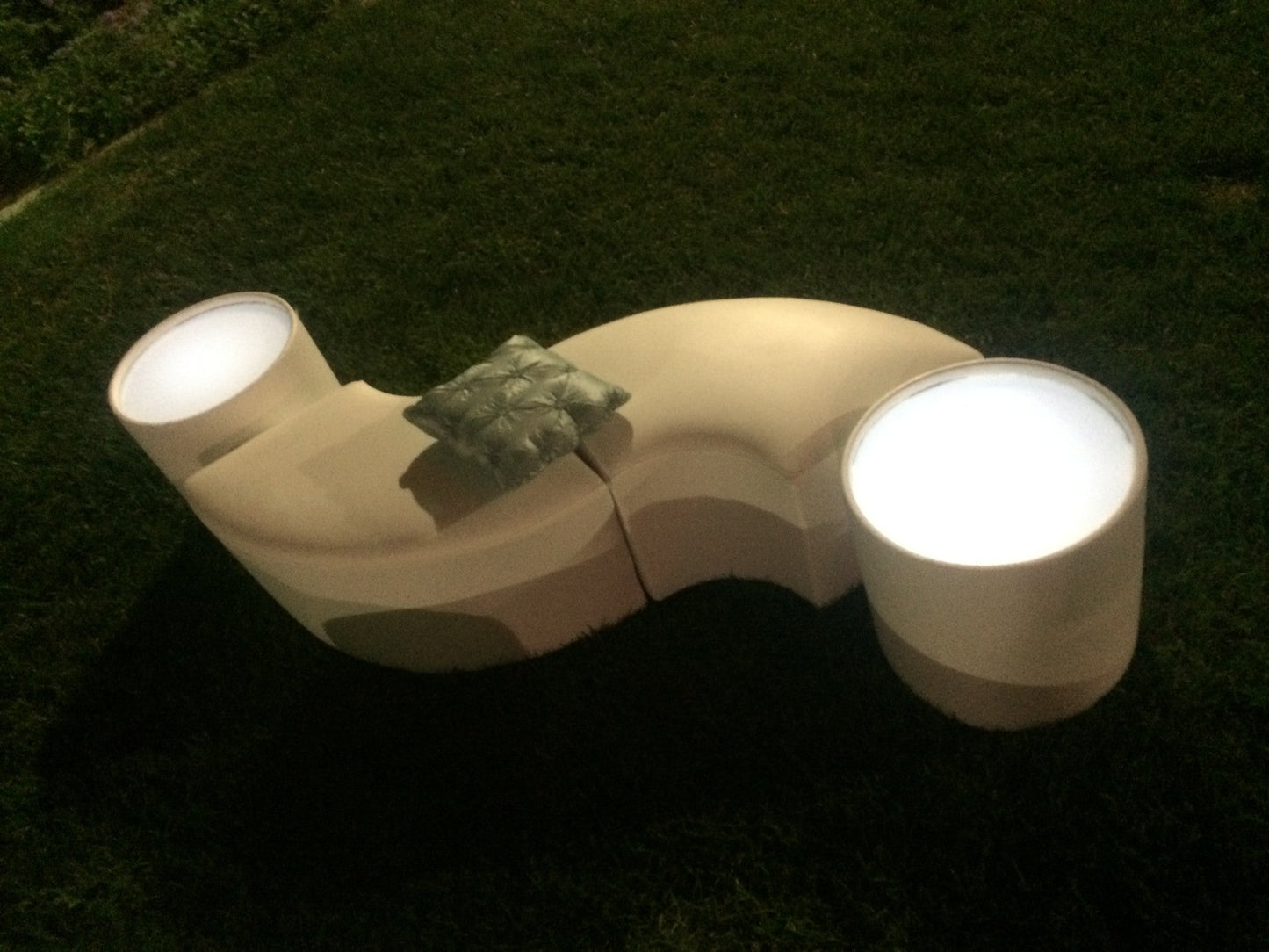 ELBOW OTTOMAN