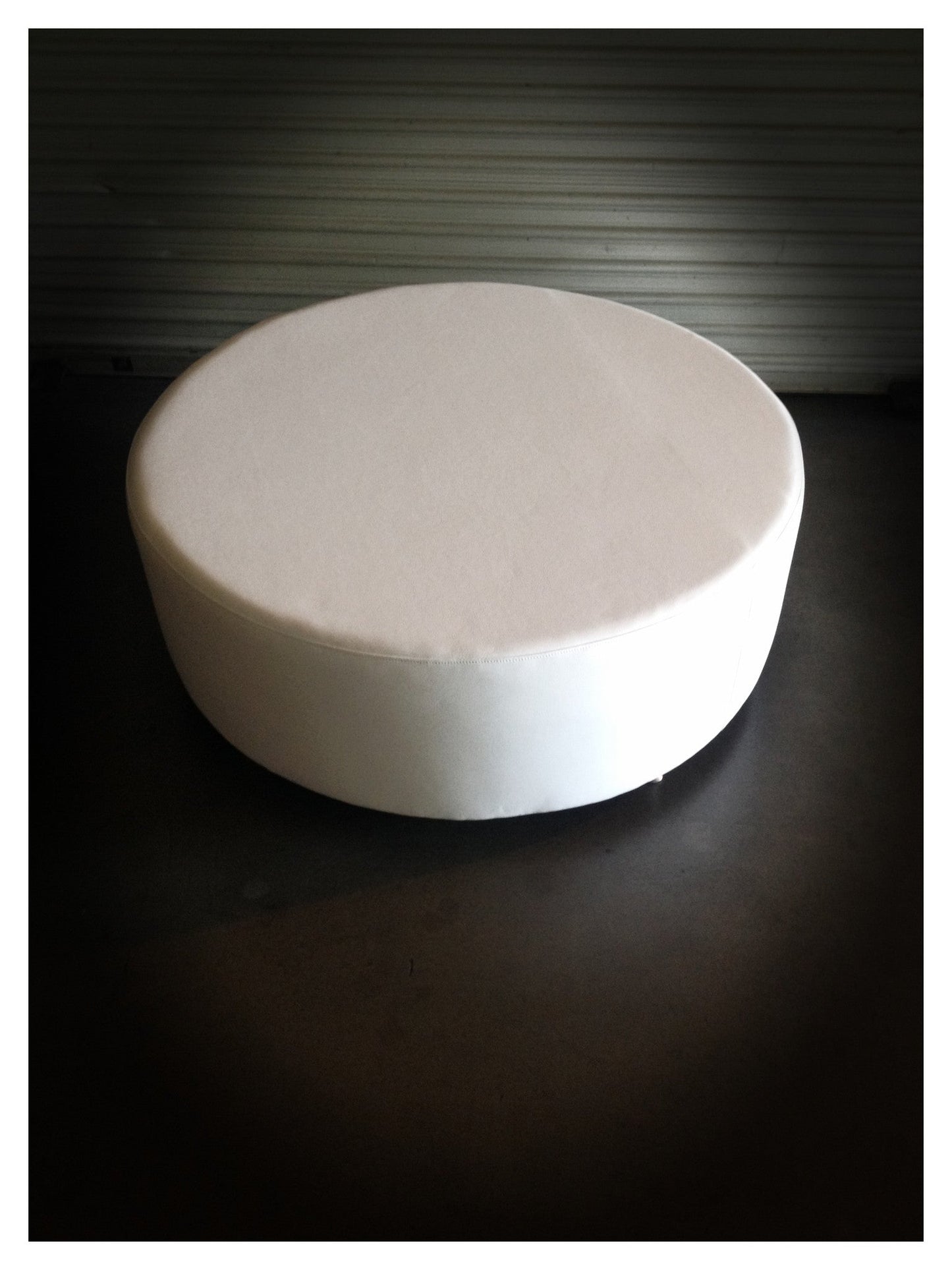 DAY BED  4’x4’x18” / Round BED / Round Bench  / Round Ottoman