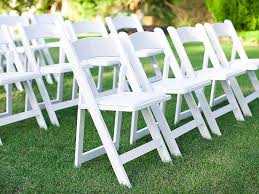 WHITE PADDED CHAIR